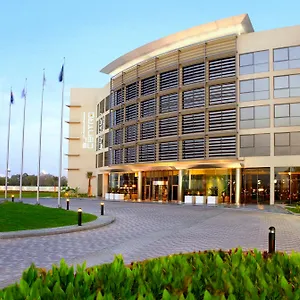 Centro **** Szardża