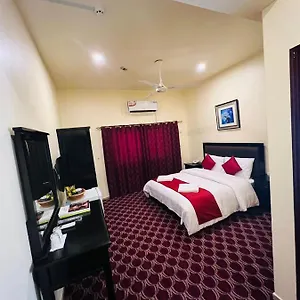 Dana Hotel-clock Tower فندق